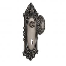 Nostalgic Warehouse 704106 - Nostalgic Warehouse Victorian Plate with Keyhole Passage Victorian Door Knob in Antique Pewter