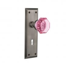 Nostalgic Warehouse 725781 - Nostalgic Warehouse New York Plate with Keyhole Privacy Waldorf Pink Door Knob in Bright Chrome