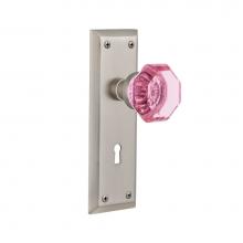 Nostalgic Warehouse 725813 - Nostalgic Warehouse New York Plate with Keyhole Privacy Waldorf Pink Door Knob in Satin Nickel